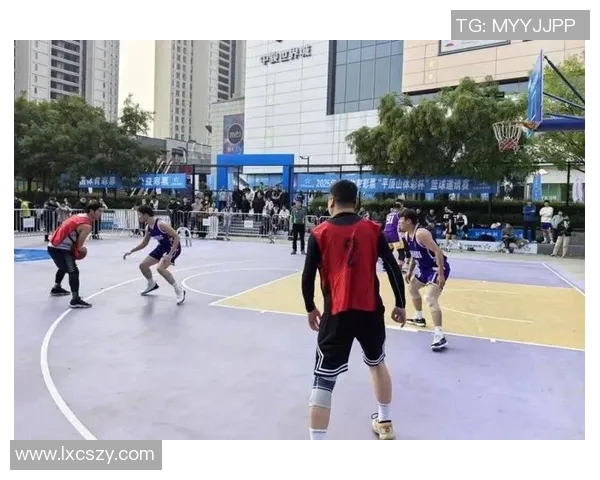 4月19日骑士对决劲敌展现篮球魅力与团队精神的精彩赛事